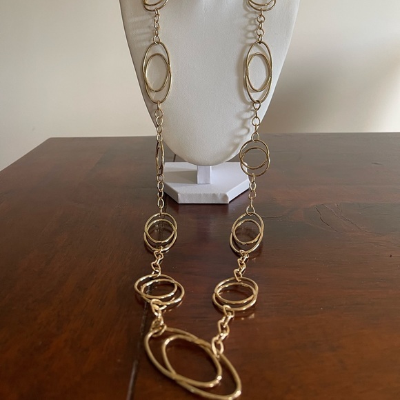 Gold tone long necklace oval and round stations lobster clasp unmarked - Picture 2 of 3